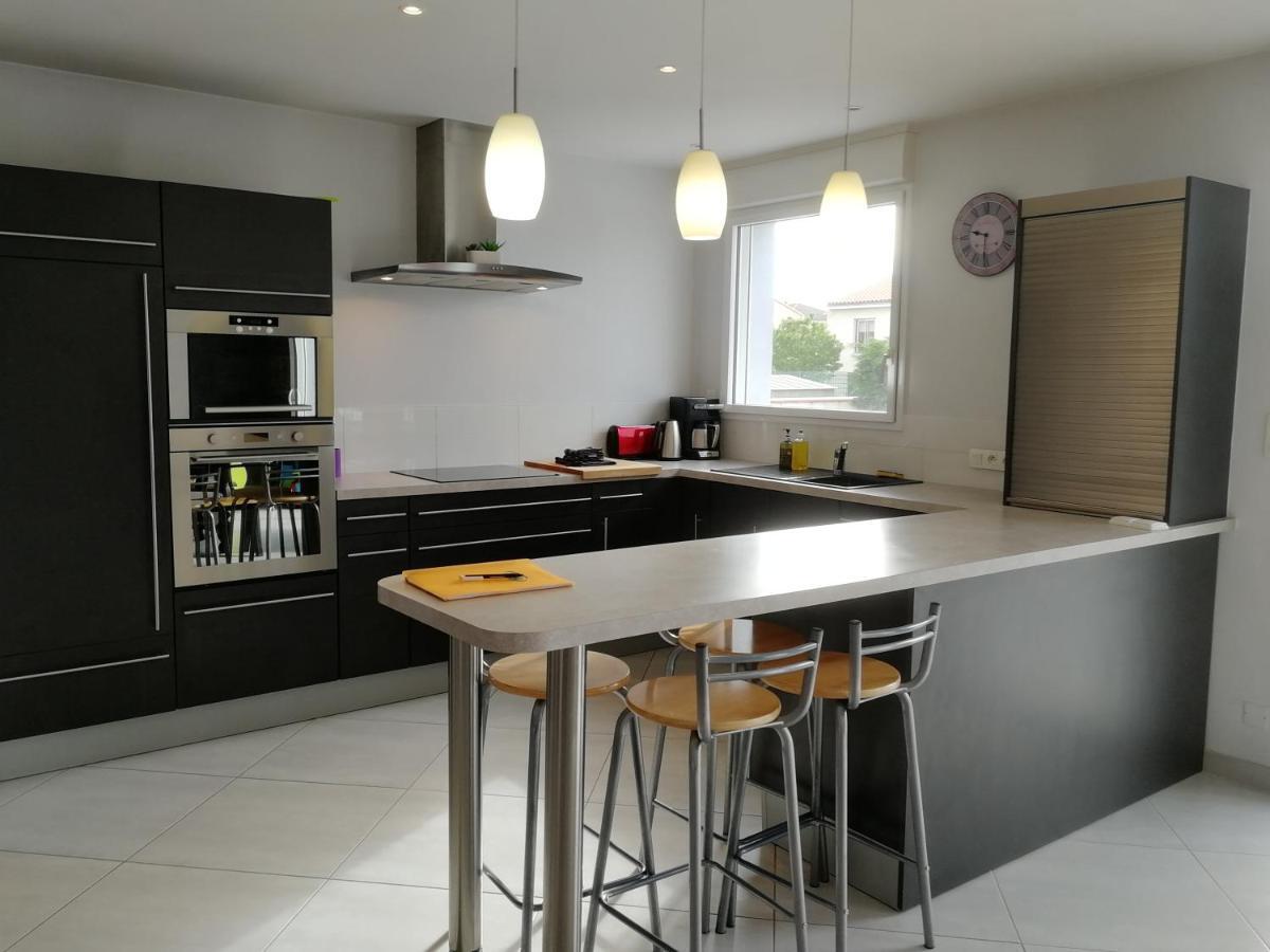 Maison Lumineuse Villa เลแซร์บิเย ภายนอก รูปภาพ