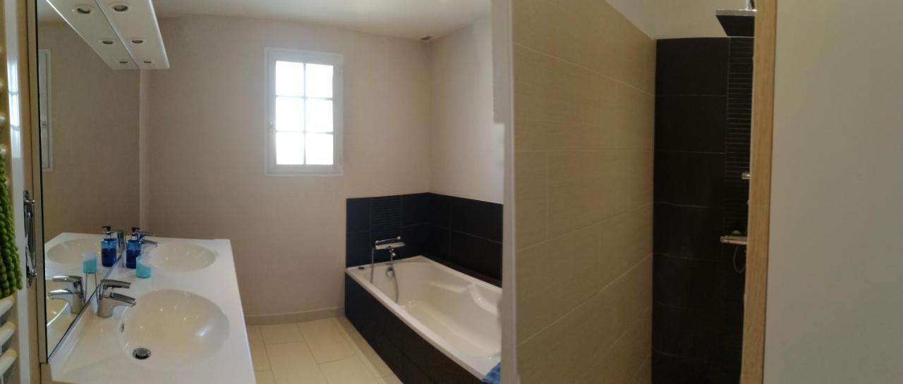 Maison Lumineuse Villa เลแซร์บิเย ภายนอก รูปภาพ